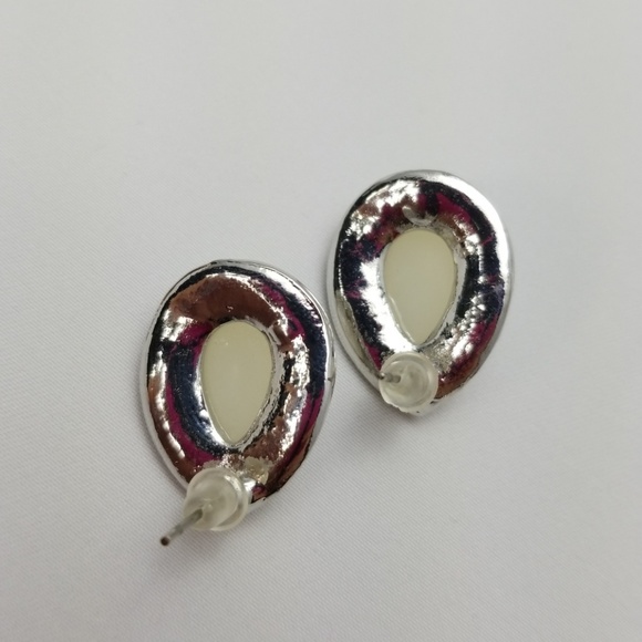 Diamond pearl stud earrings - Picture 3 of 3